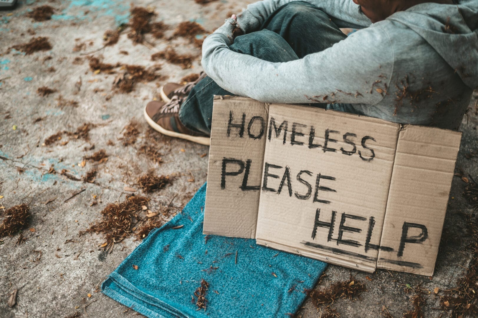 Beggars Sitting Street With Homeless Messages Please Help ?strip=all&lossy=1&ssl=1